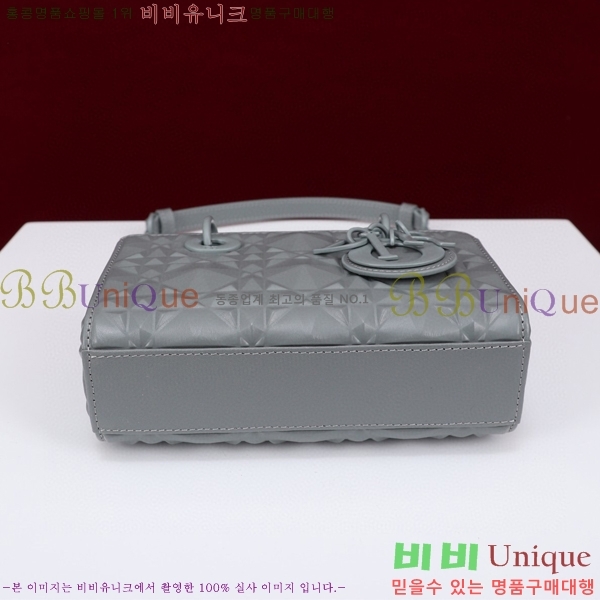 #��� ���̵� �� ���̹� ����ũ�� M05402#-204