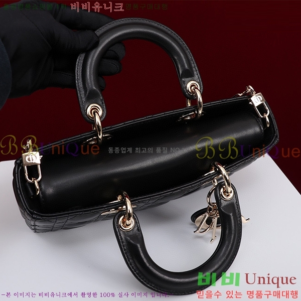 #��� ���̵� �� ���̹� �̵� M054035-107