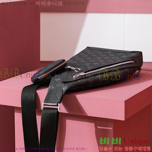 #̺    M30936-770