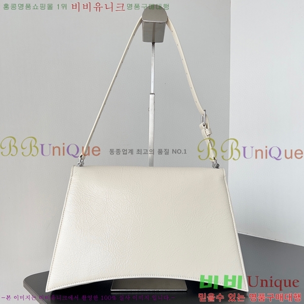 #�߷��þư� ũ���� ������ �̵� 71637411-100