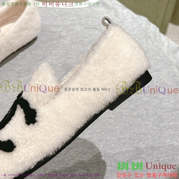 ���� ���� ������ CH704987-1