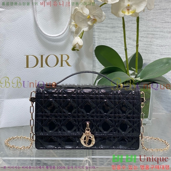 # MISS DIOR ž ڵ  M0997-201