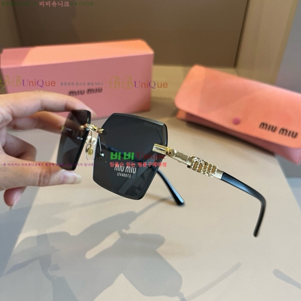 �̿�̿� ���۶� M2456582-2