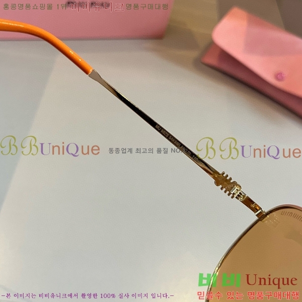 �̿�̿� ���۶� M2456579-3