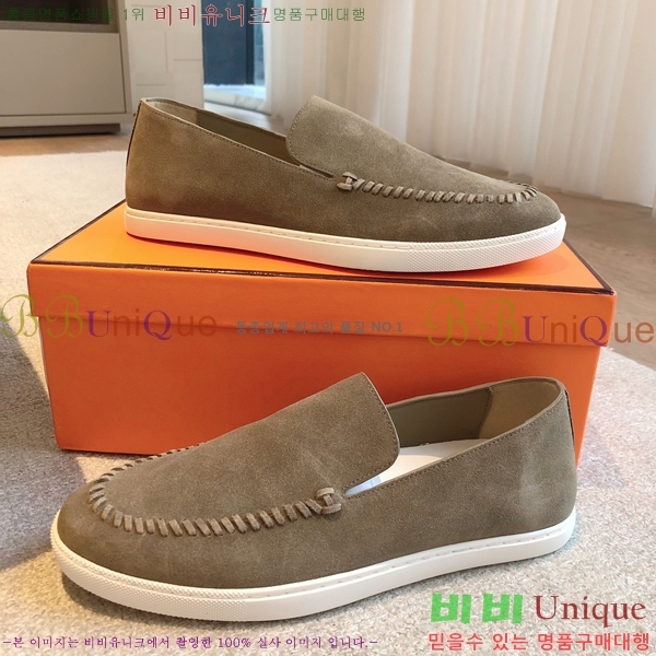 ޽ Julian   38H253157-2