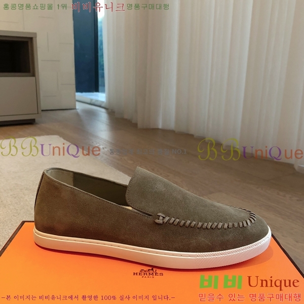 ޽ Julian   38H253157-2