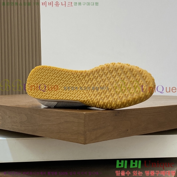 ���� �����޽� ����Ŀ�� HR599103-5