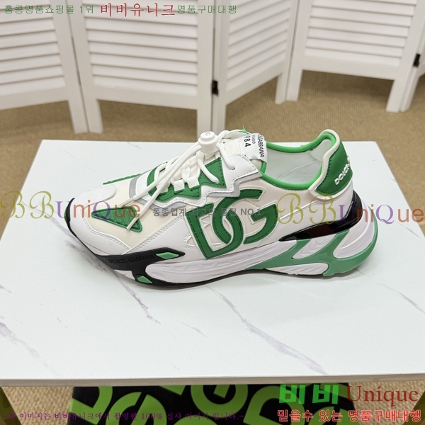 üذٳ Ŀ  DG896503-4