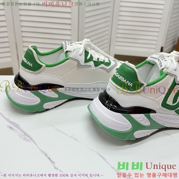 üذٳ Ŀ  DG896503-4