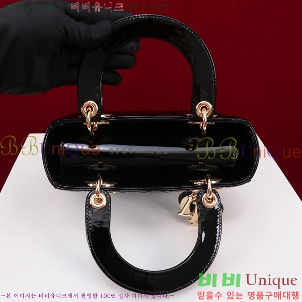 # NEW my abc ̵  24DM05385-205