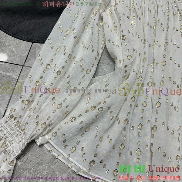  ζ  YS822320-9