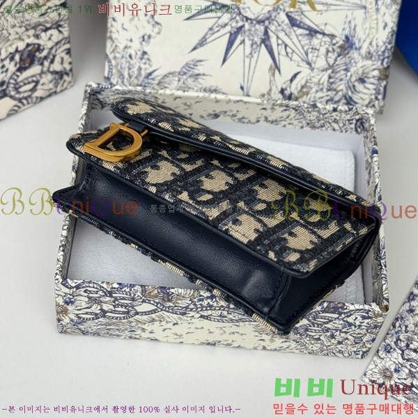 #   ī  S5611-201