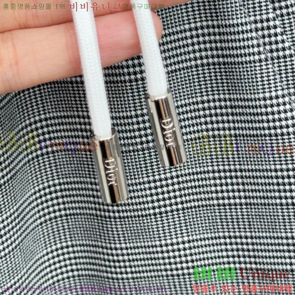   ݹ D25413684