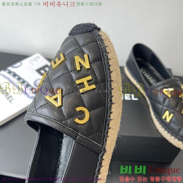 * ĵ ÷ 27CH7582410-2