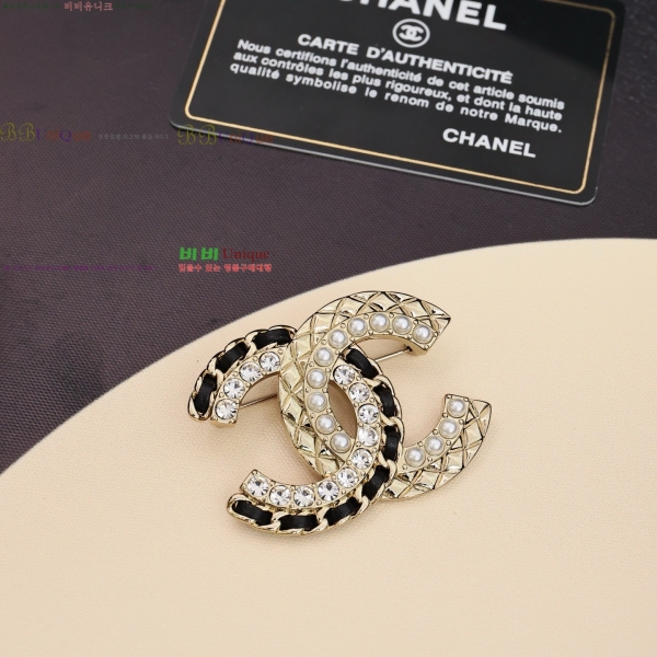 * ġ CH9721106-12