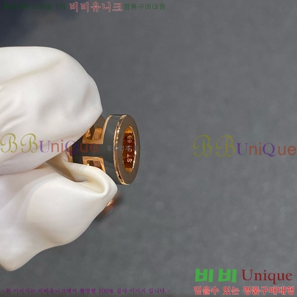  ޽  HE212077-2