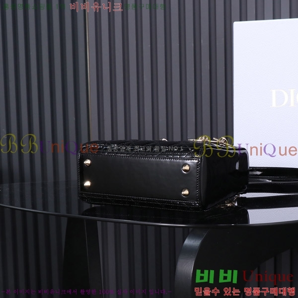 # ̵  M50500-3