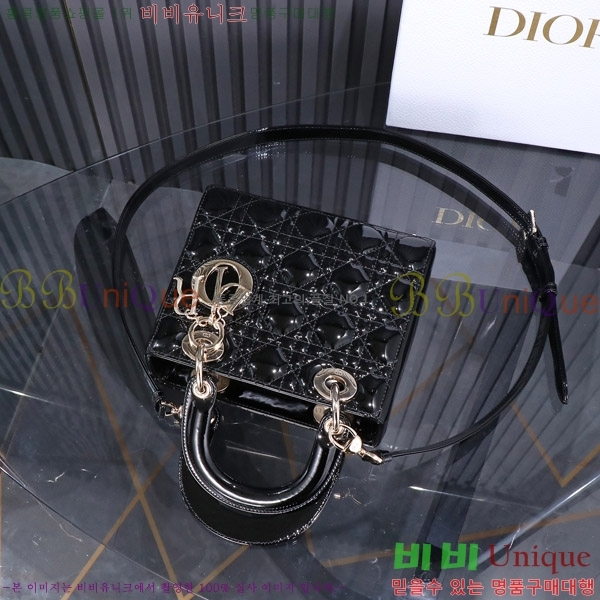 # ̵  M50500-3