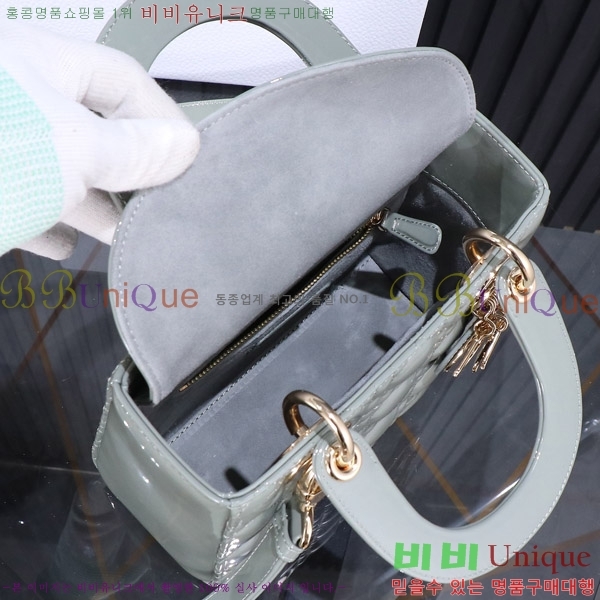 # ̵  M50500-4