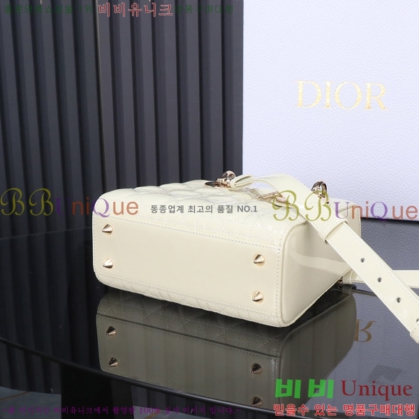 # ̵  M50500-6