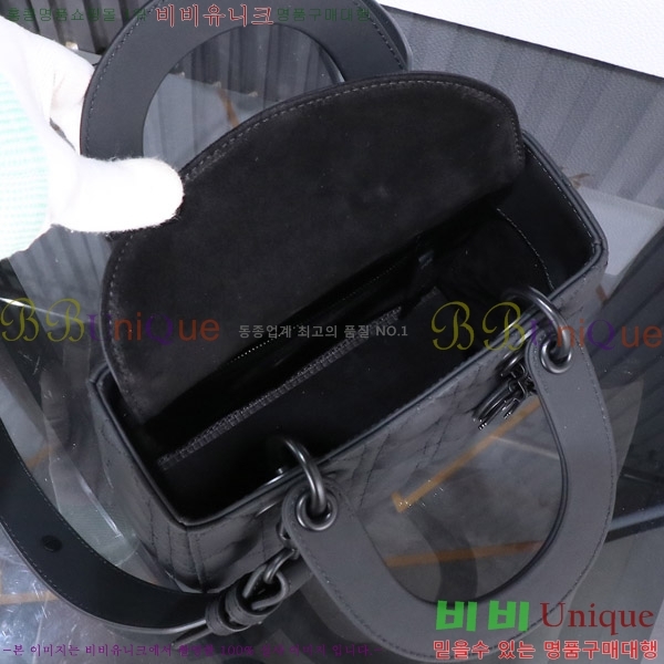 # ̵  M50500-9