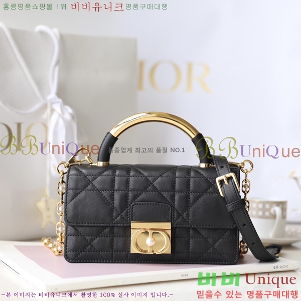 #   ũα ̴ M4401-501