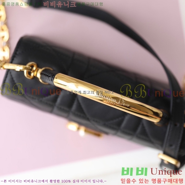 #   ũα ̴ M4401-501