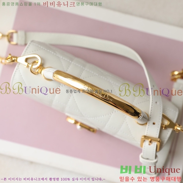 #   ũα ̴ M4401-502
