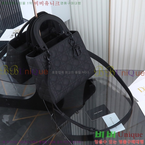 # ̵ ̵ M50660-3