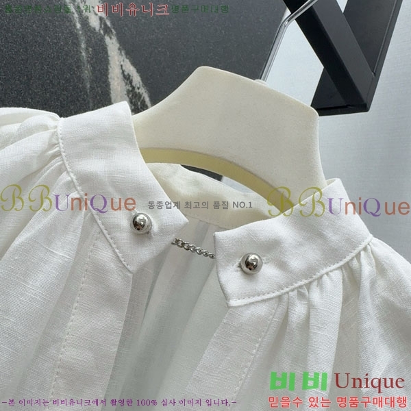  ** ǽ MAXM23023-1