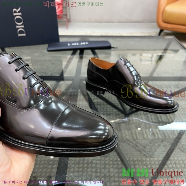   / DR182204