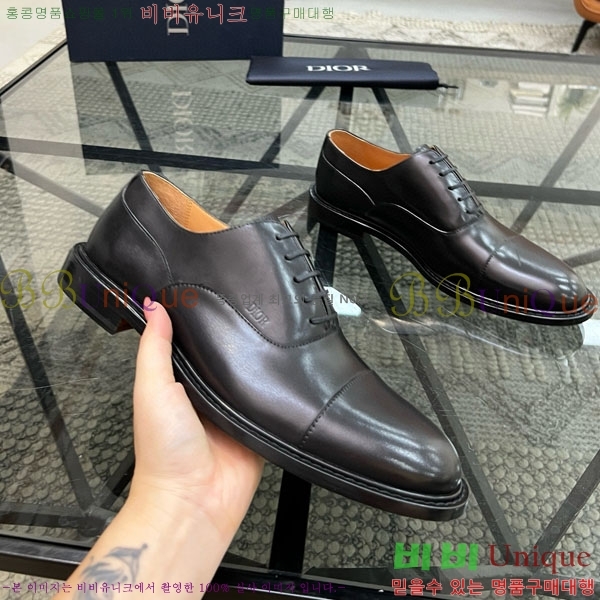   / DR182204-1