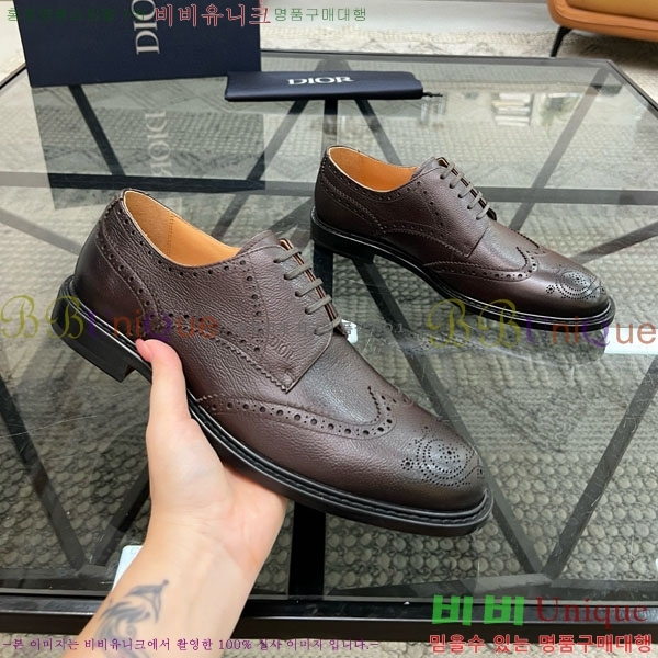   / DR182204-5