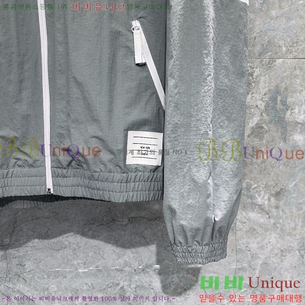   Ŷ TB366022-1