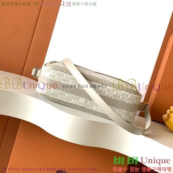 #̳ ī޶ M8018-105