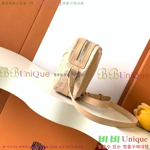 #̳ ī޶ M8018-103