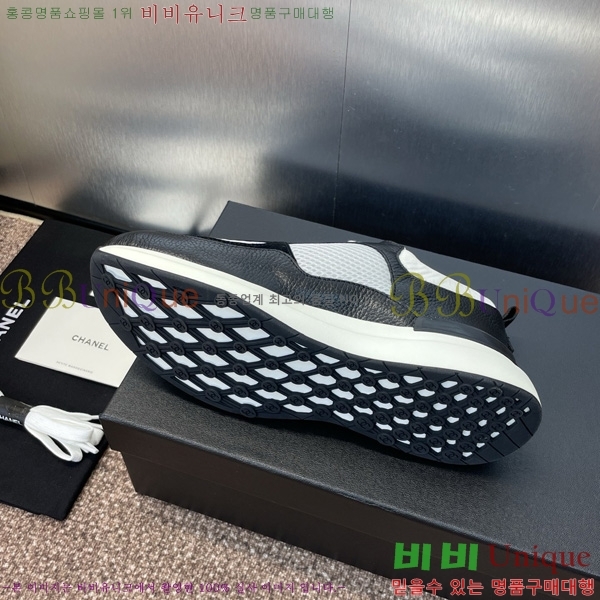 * Ŀ 32D866578-1