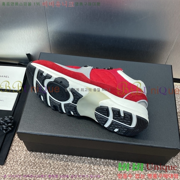 * Ŀ  32D86724-4