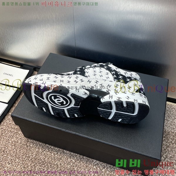 * Ŀ  34D867241-9