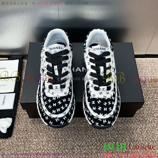 * Ŀ  34D867241-6