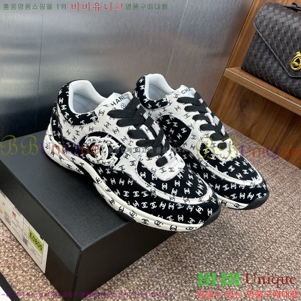 * Ŀ  34D867241-6