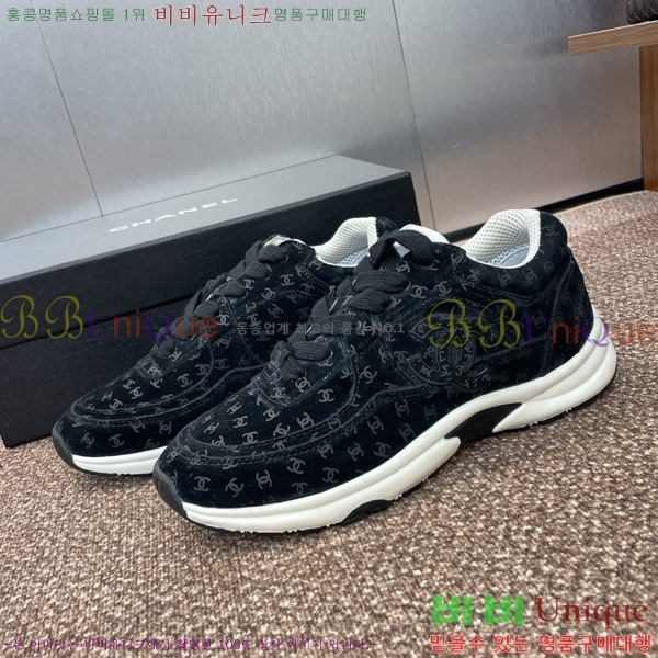 * Ŀ  34D867241-5