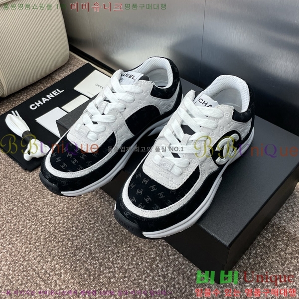 * Ŀ  34D867241-3