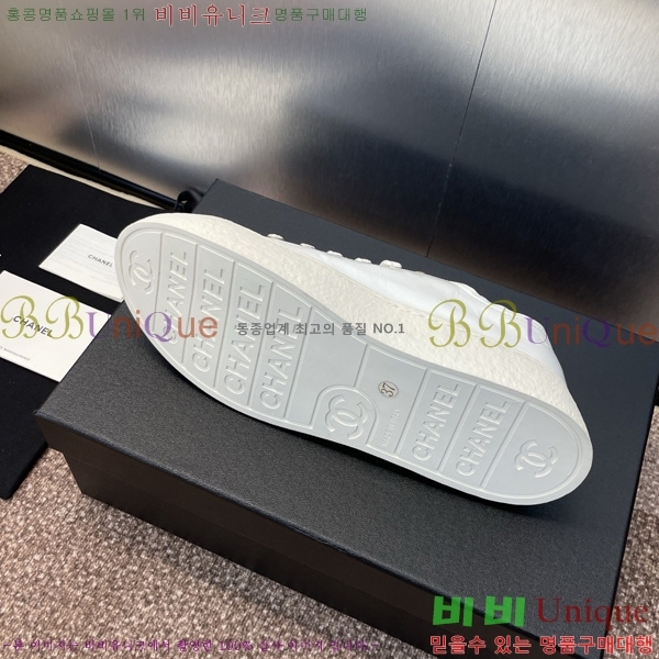 * Ŀ 29D866741-4