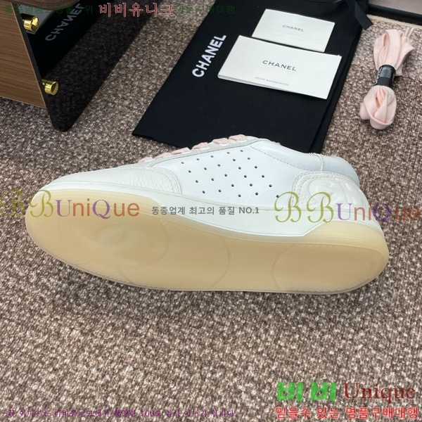 * Ŀ 32D866611-4