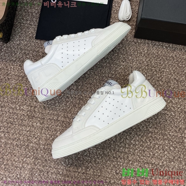 * Ŀ 32D866611-3