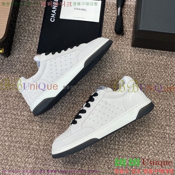 * Ŀ 32D866611-1
