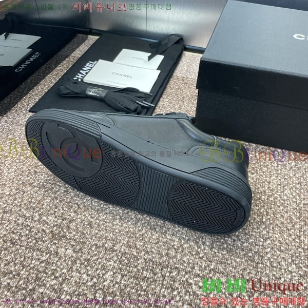 * Ŀ 33D866612-1