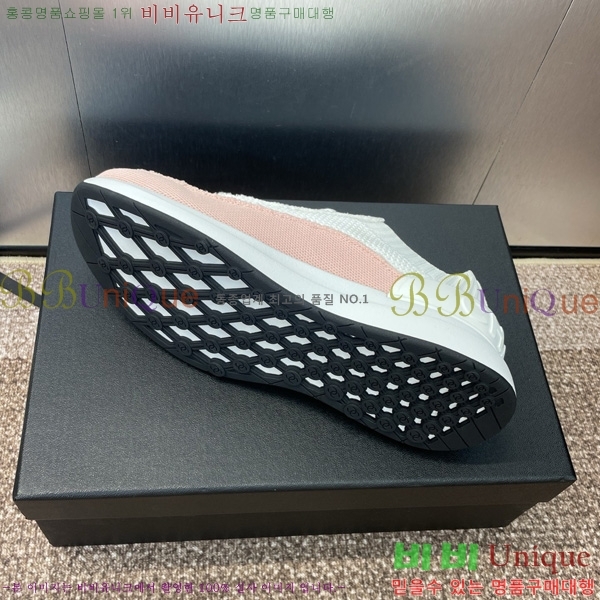 * Ŀ 32D866576-1