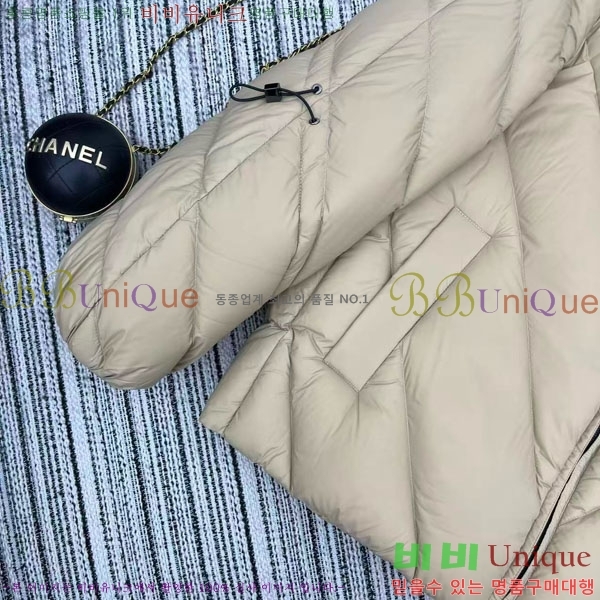 ���� ��**�� �ٿ� �е� MAXM2120544-13